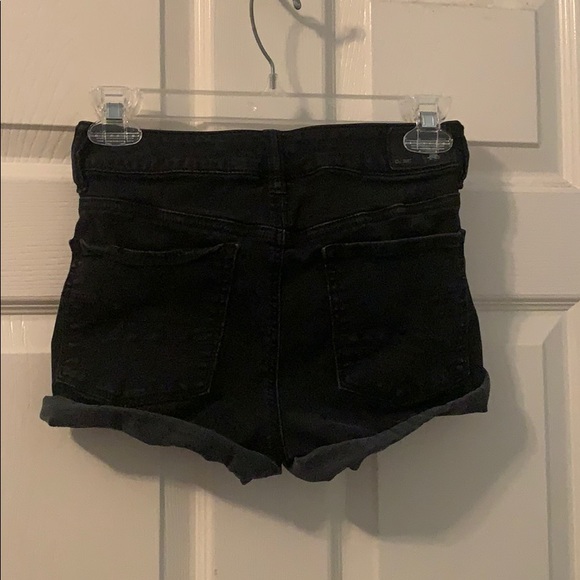 American Eagle High Rise Black Shorts - Picture 3 of 5